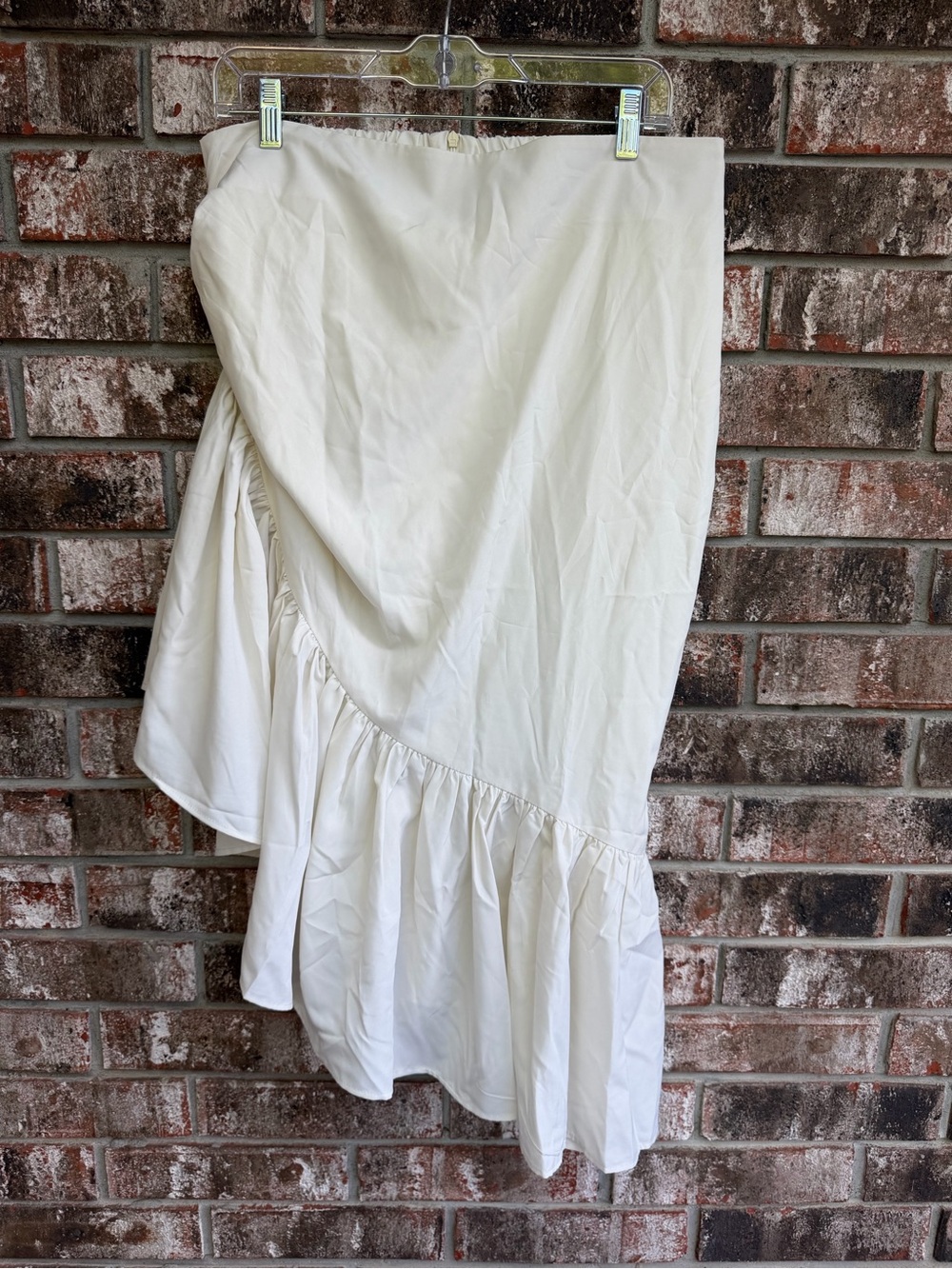 Women’s Cream Ruffle Midi Skirt